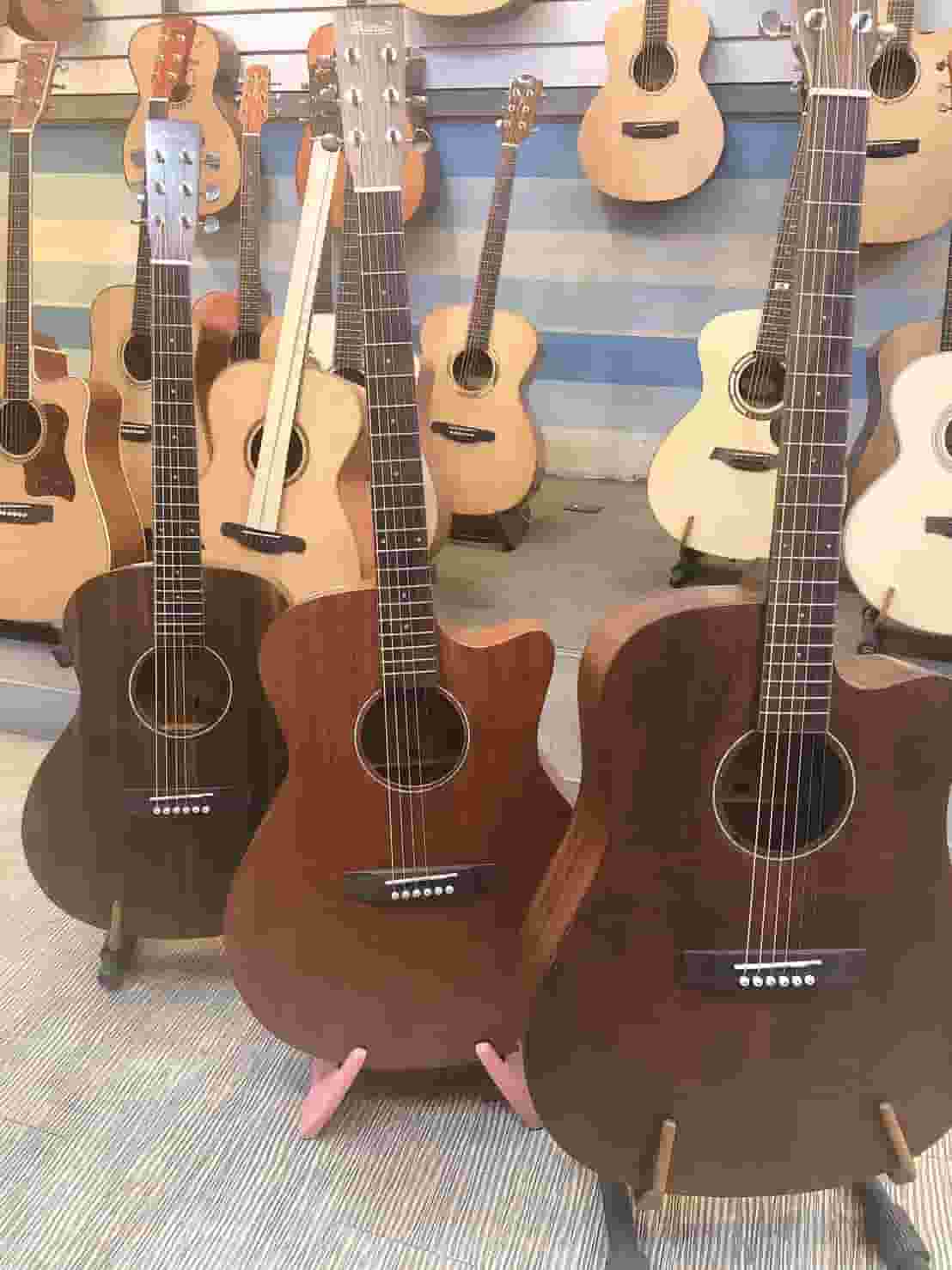 👉時代樂坊 完美的新手第一把琴 👈