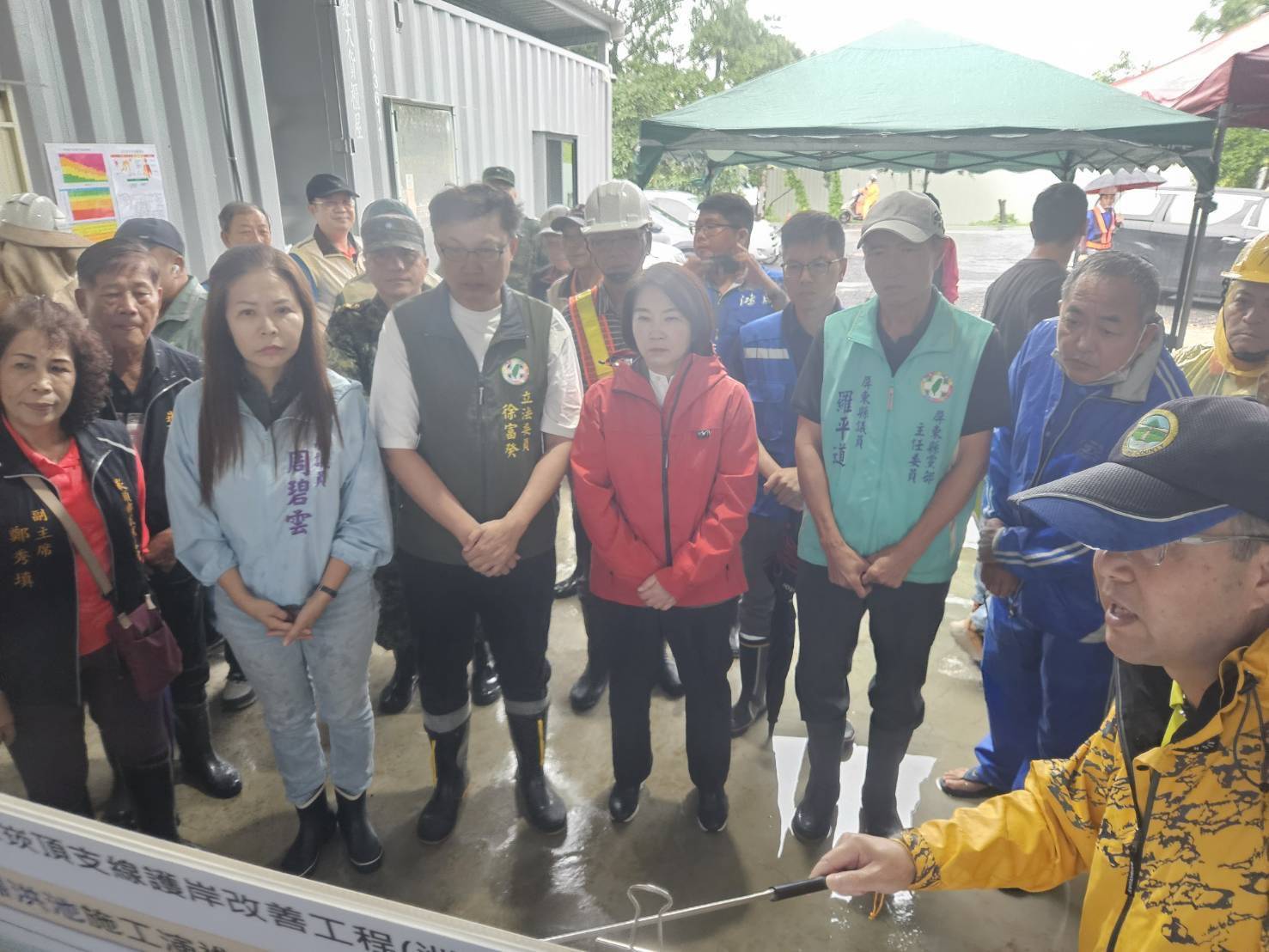 強降雨高風險期 縣長周春米視察滯洪與排水整備