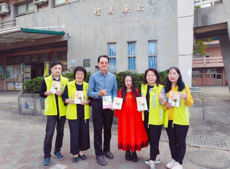 烏林國小歡慶創校50週年「禮義廉恥」揭牌與口足畫家楊恩典生命教育共譜感動時刻