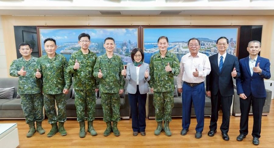 新任八軍團指揮官劉暐欣拜會 康議長:有指揮官坐鎮、市民更安心