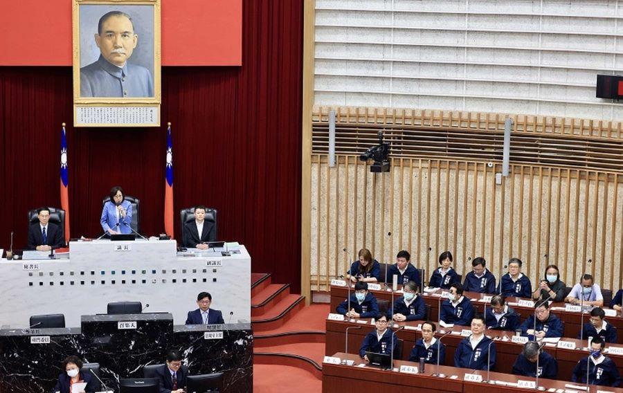高雄市議會第4屆第5次定期大會閉幕 陳其邁率市府團隊感謝議會監督與支持