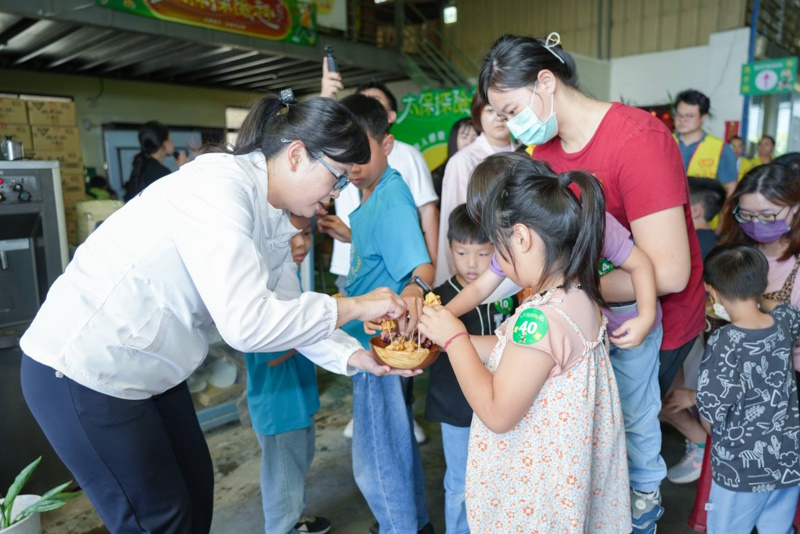 親子化身職人 體驗地瓜酥與菇菇產業魅力 太保市公所推「太保探險趣」周末深度遊