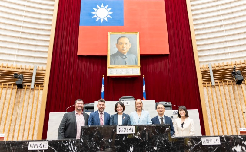澳洲多位州議員訪問高雄市議會 促進城市交流合作