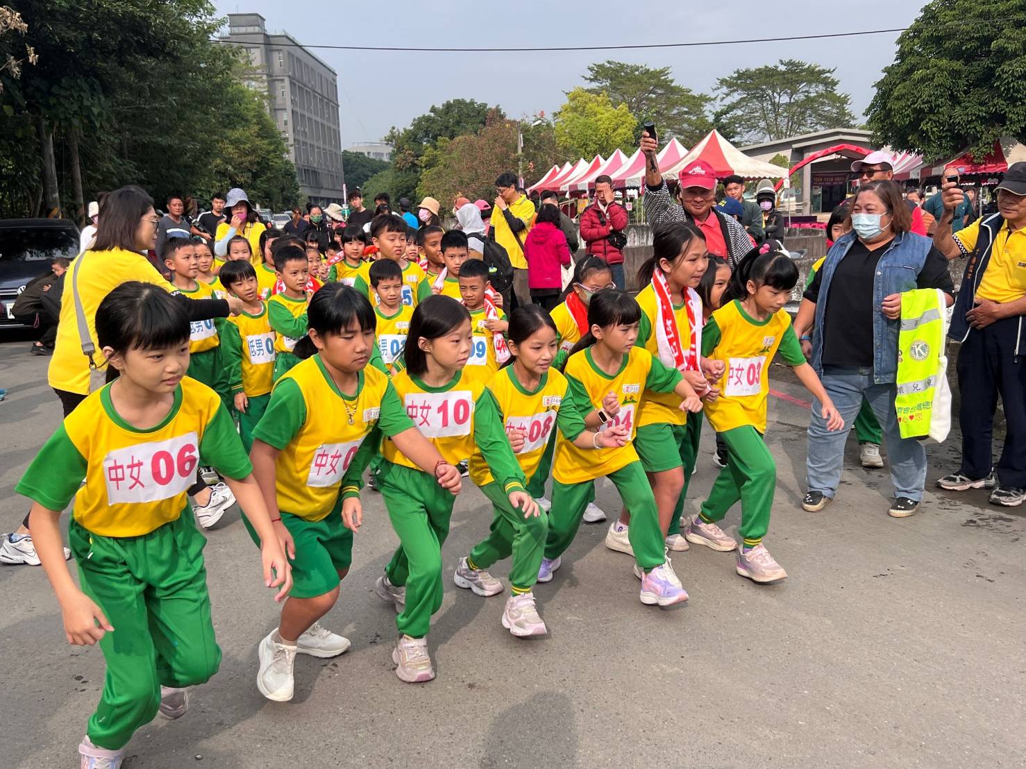 屏東馬卡道文化祭登場 內埔老埤族人走鏢、祭祀率先起跑