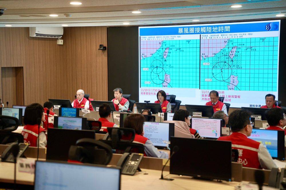 鳳凰颱風逼近 屏東災害應變中心提升一級開設