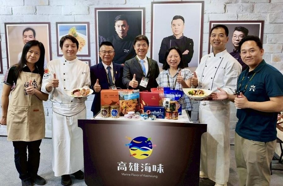 高雄海味「鱻」攻台北食品展 南北雙主廚現場聯手獻藝打造限定饗宴