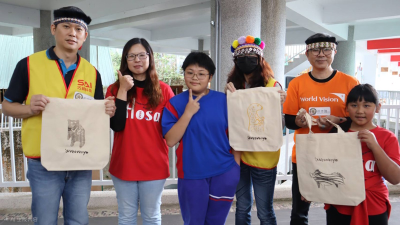 一年一會的企業關懷行動 巧新科技第三度探訪台灣世界展望會鄒天使文化隊 將方案支持化為長期陪伴的承諾 從支持到同行