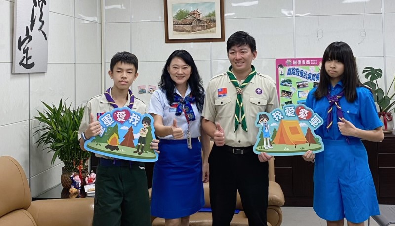 高雄童軍小記者專訪教育局長　以SEL精神迎接聯合露營