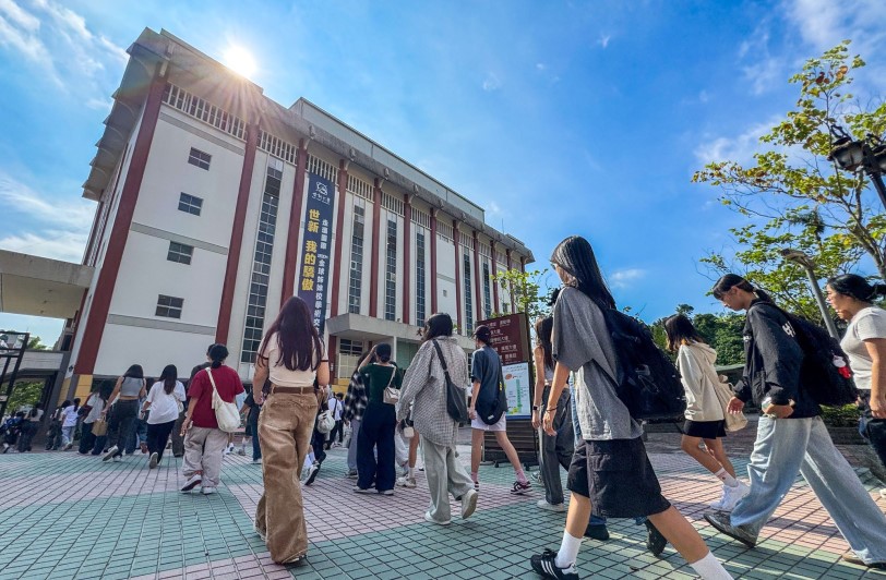世新大學114學年註冊率突破 始業式逾二千名新生感受校園魅力