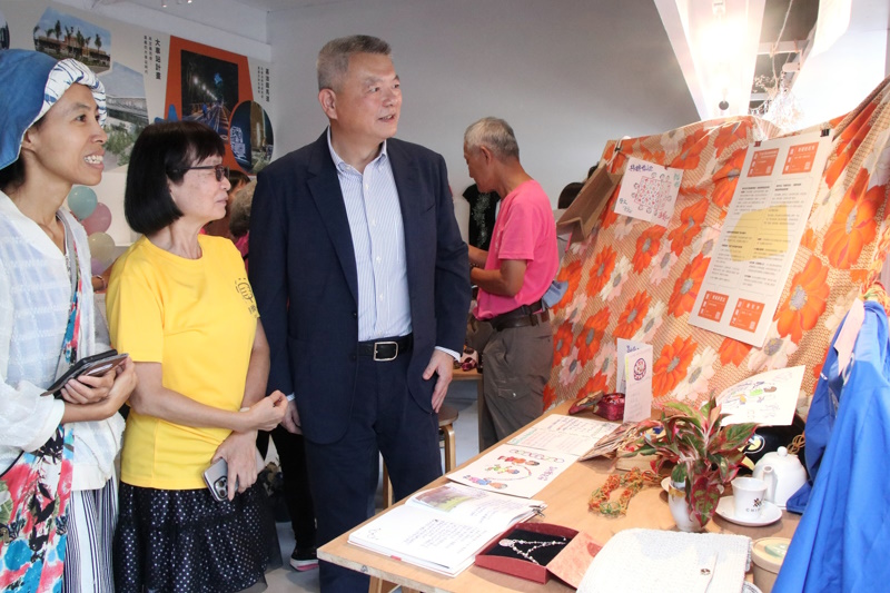 與長輩進行跨世代記憶對話 「客廳裡的時光寶盒——金色人生，憶起來」展覽即日起 願景館暖心登場