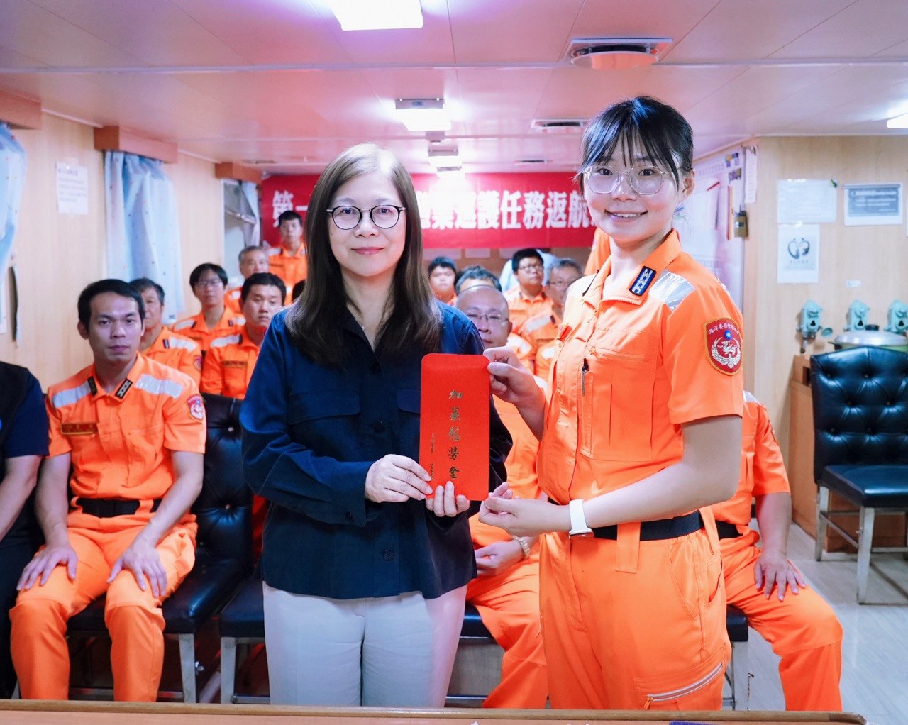 「巡護七號」完成太平洋公海巡護任務 航行近萬浬守護漁業秩序