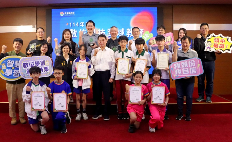 苗栗師生全國競賽獲獎　   縣長鍾東錦接見表揚