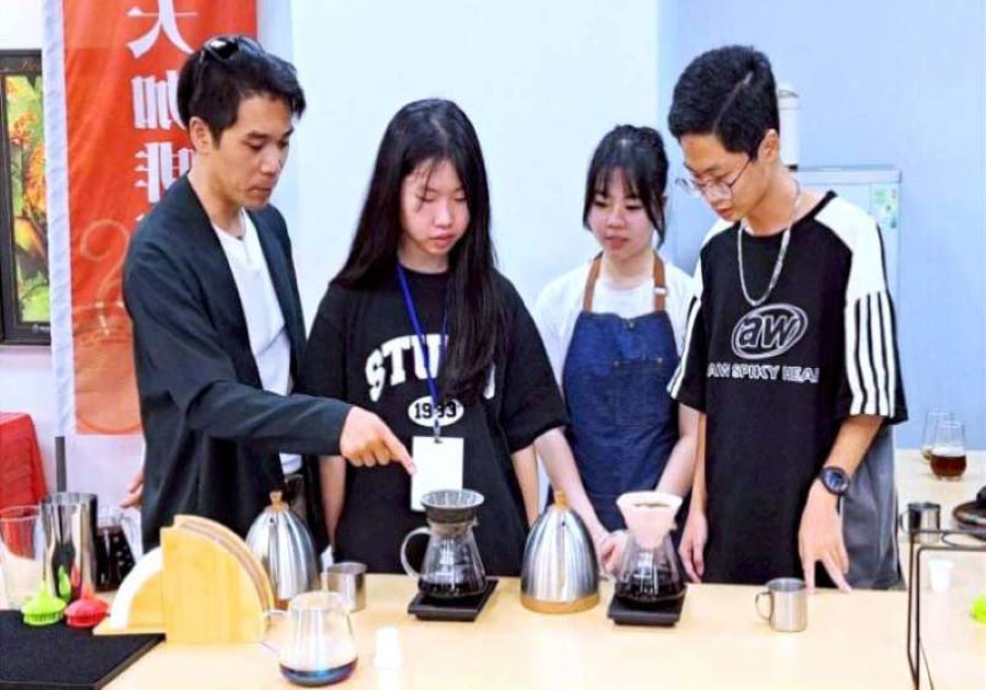 義守大學規劃推出義起探索未來營(Future Camp)  聚焦大學預修課