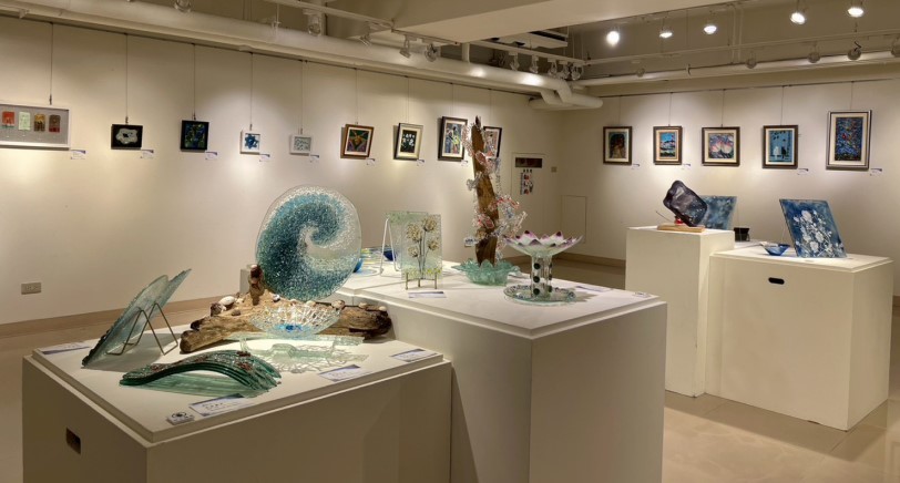 玻璃藝術的對話與共鳴—《同頻共振》玻璃創作聯展 高雄文化中心至真三館盛大登場