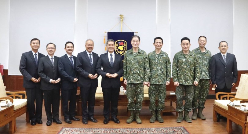 慈濟春節敬軍　慰勉八軍團官兵助民辛勞齊聚