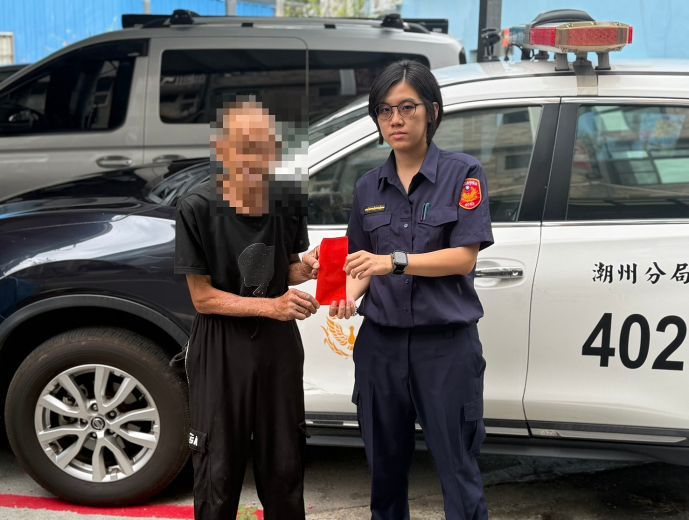 警方與善心人士攜手關懷弱勢家庭 潮警傳遞愛心補助