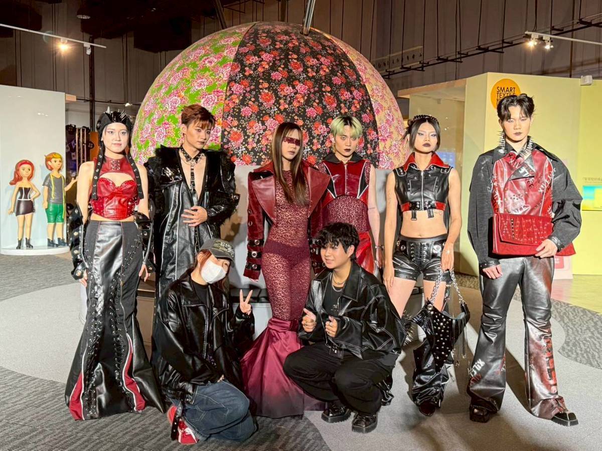 科工館「時光衣櫥」AI 互動升級 邀您用舊衣共築永續展廳