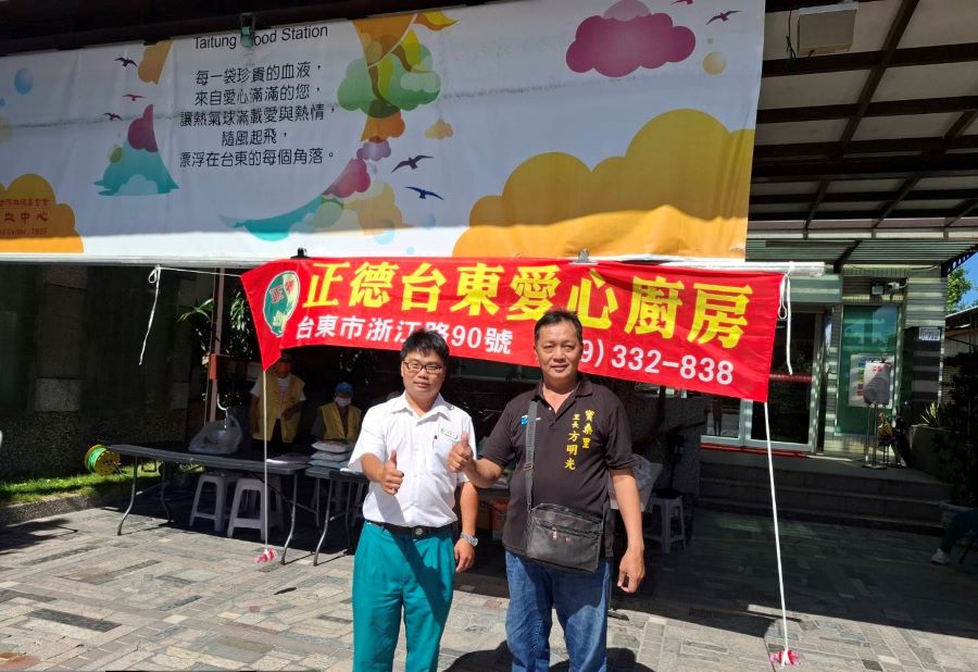 佛教正德臺東分院和臺東捐血站辦理捐血活動 民眾熱情響應捐血踴躍