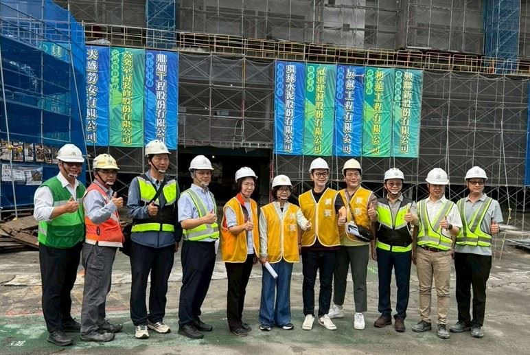 都發局亞灣智慧公宅工程熱危害防制有成 勞工局現場考察表示肯定