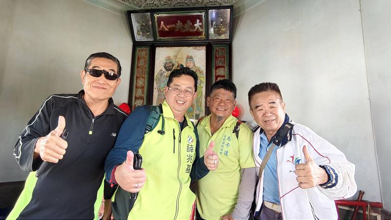 國寶畫作靜掛七十年,薛兆基出手談文化及蓮池潭升級戰帖