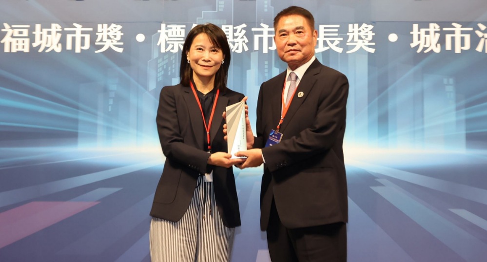 施政滿意度躍升全國前五       鍾東錦躍升《天下雜誌》標竿縣長