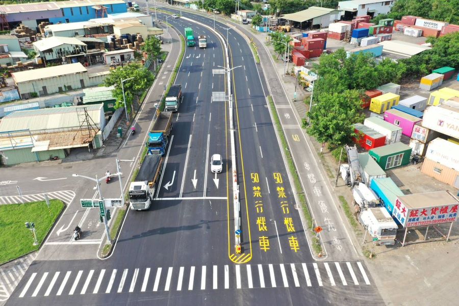 小港沿海三路右轉南星路雙車道完工 提升高雄港洲際貨櫃中心交通效能
