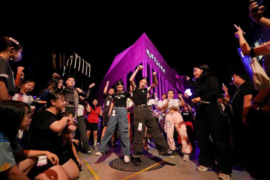 迎接TWICE台灣首唱!高市府推商圈夜市優惠券+前夜祭歡迎追星歌迷