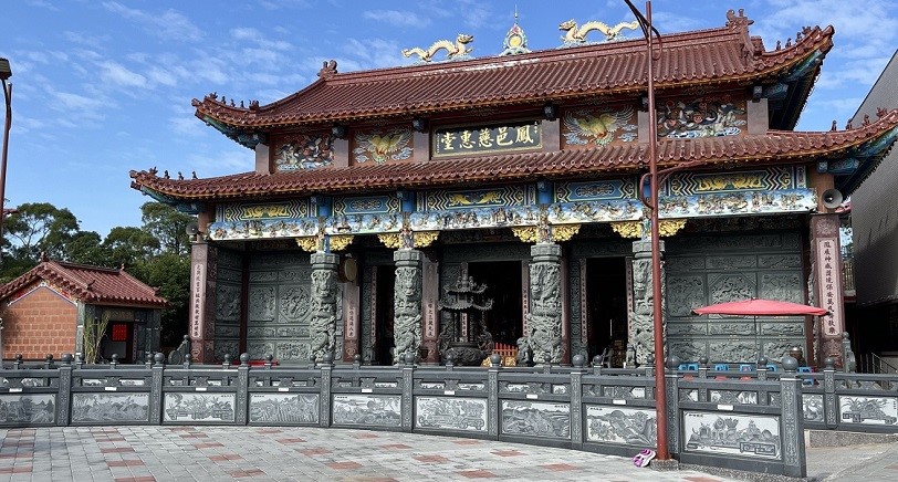 新年期間參訪鳳邑慈惠堂、拜廟兼聽心靈講座一舉兩得