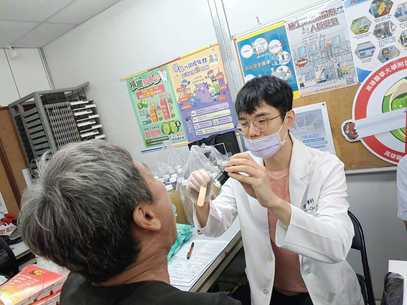 口腔篩檢父親節最棒禮物　衛生局籲家長戒檳做榜樣、青少年勇拒第一口檳榔