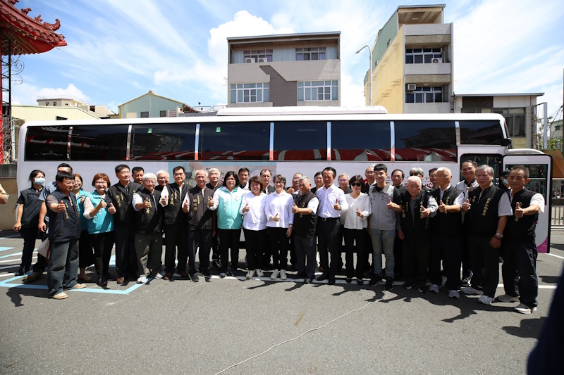 丹娜絲颱風重創嘉義市 九華山地藏庵捐贈500萬的救災專款 給了市府與市民莫大的支持與鼓勵