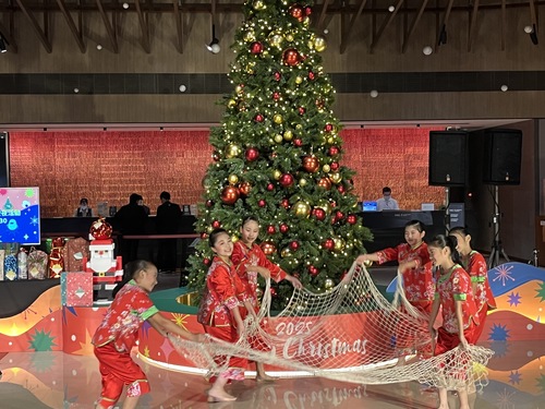 台南大員酒店耶誕為34位偏鄉孩童圓夢