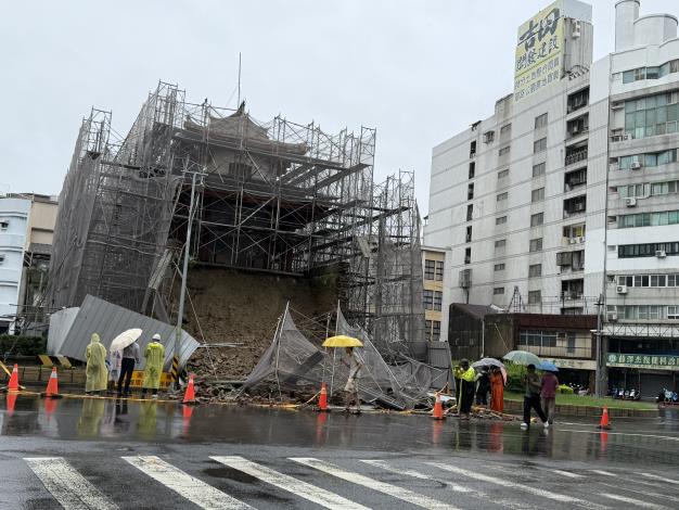 main news photo