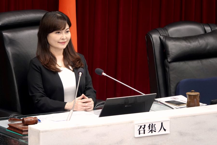 校園場地被「賤租」一年半僅收12萬！陳美雅痛批：圖利特定團體、教育局嚴重失職