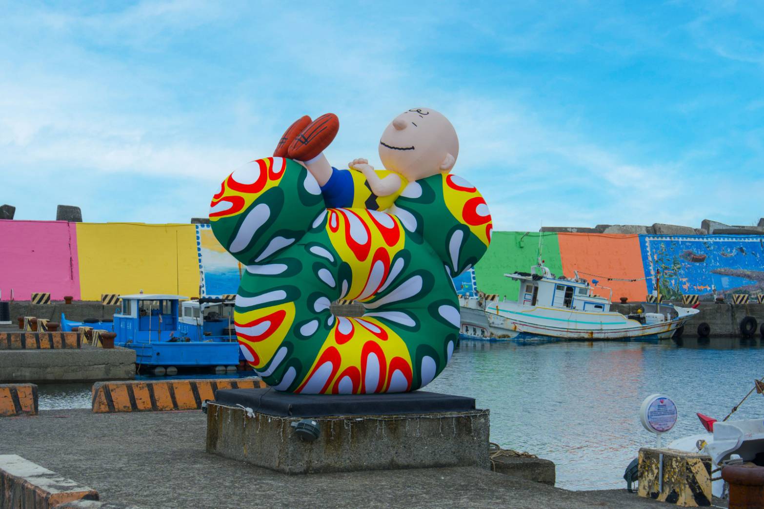 《How Do You Do, Snoopy?》藝術作品進駐屏東「曖曖在海邊」