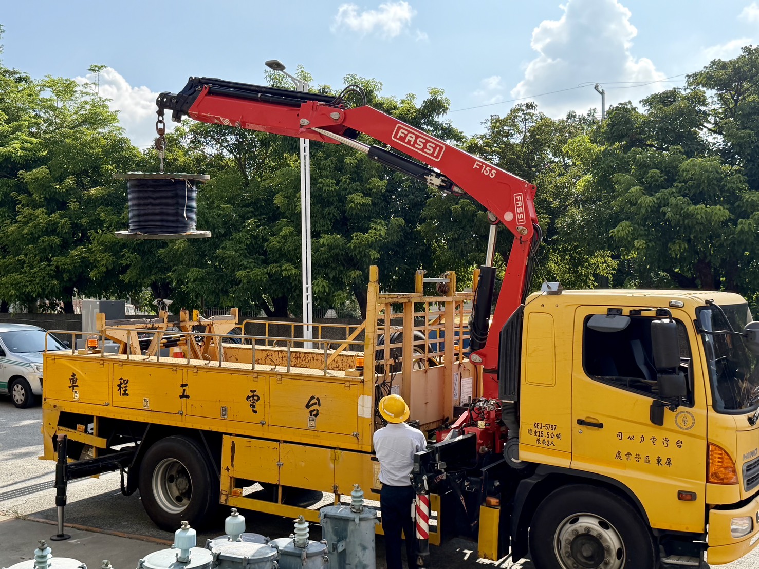 台電屏東區處啟動防災應變 搶修人力機具全面待命