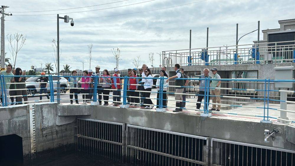 鳳凰颱風逼近 屏東列入警戒區