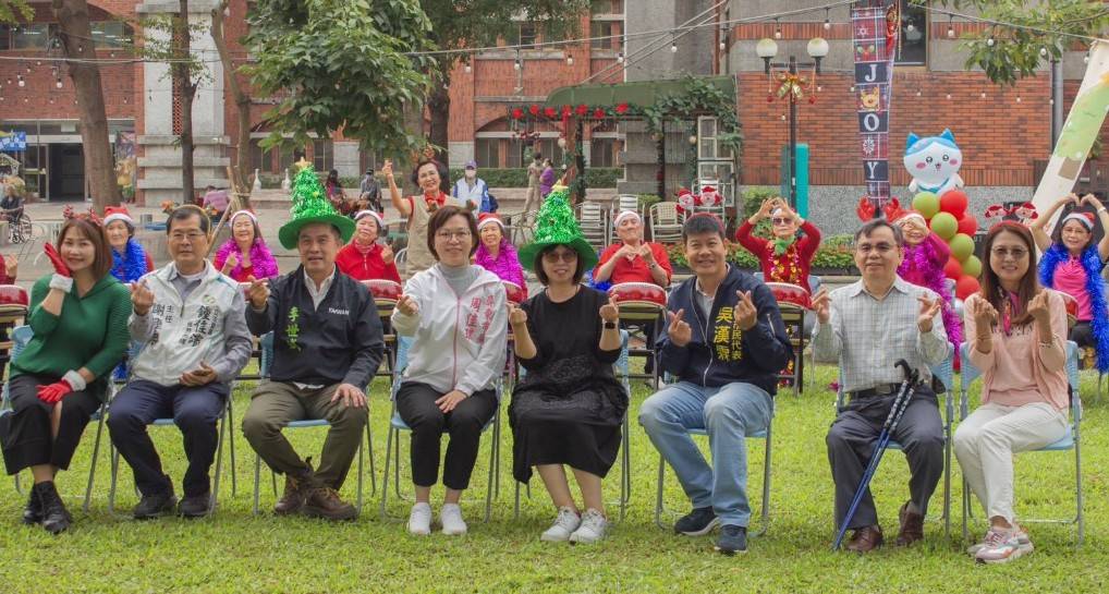 耶誕傳愛、鄰里共響：南區老人之家草地音樂會