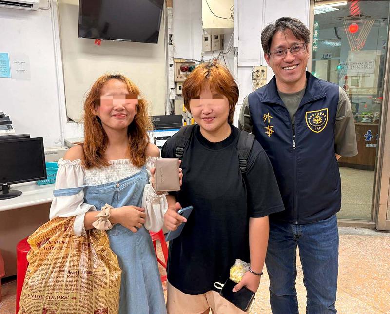 高市菲律賓籍高職生不慎遺失皮夾 警察局外事員劉怡伶助輾轉尋回