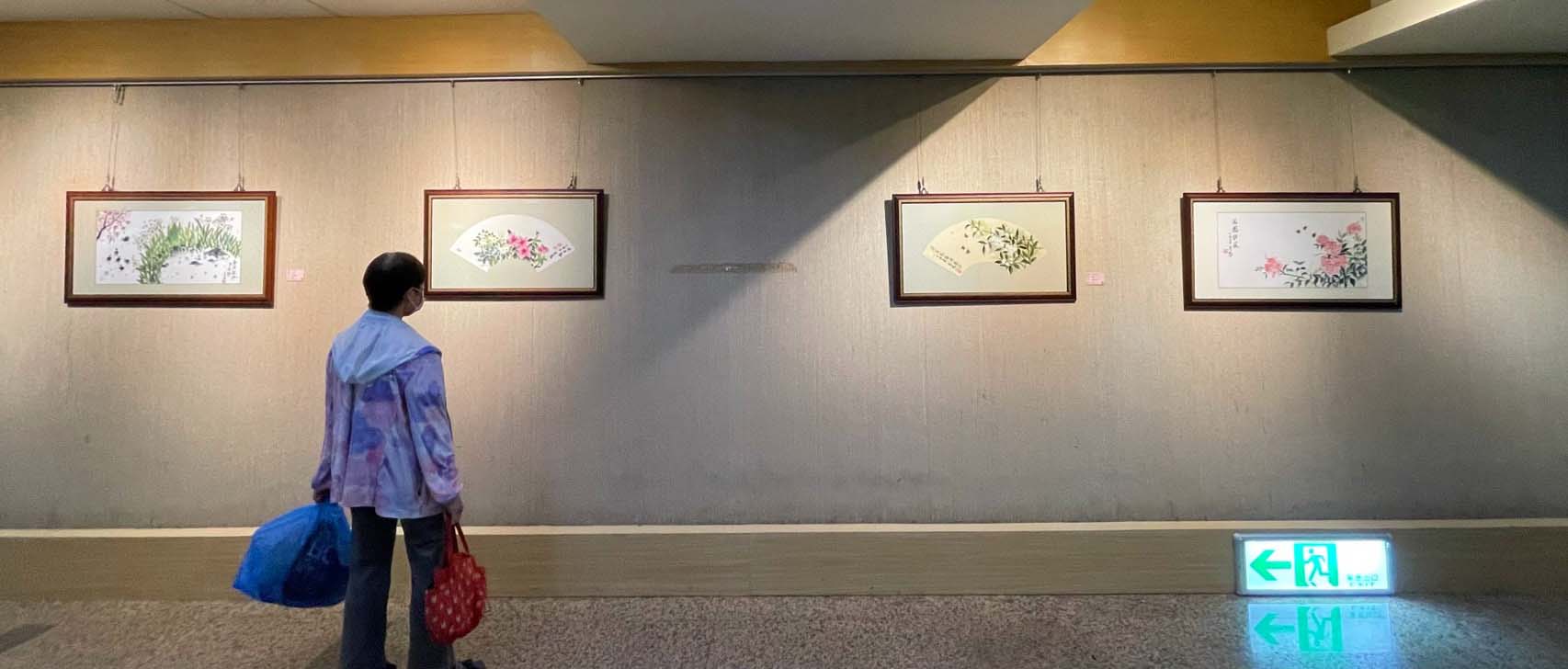 翔鳳慈善關懷協會理事長陳秀鳳彩墨創作 移師高醫南杏藝廊續邀賞