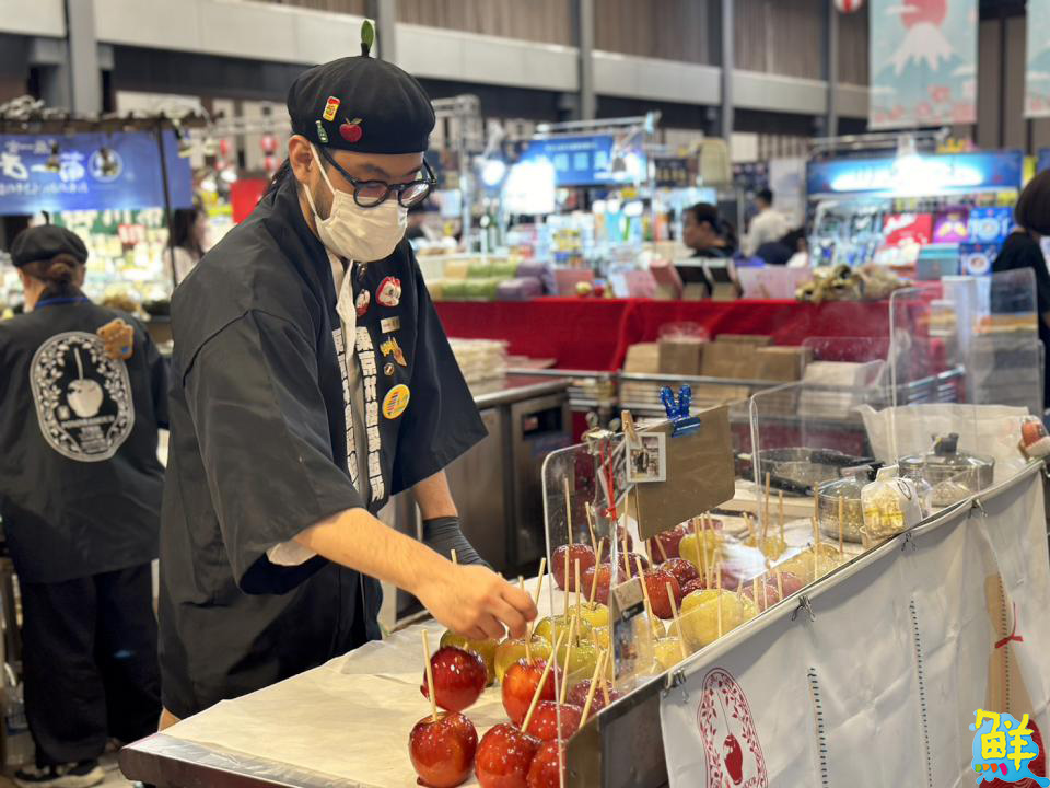 新光三越左營店攜手家扶基金會舉辦認領活動 日本商品展同步進入壓軸倒數