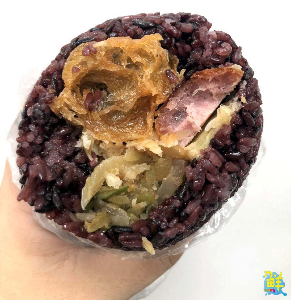 經典古早味征服老饕味蕾！ 高雄楠梓彭家第一飯糰 料多實在 美味不間斷