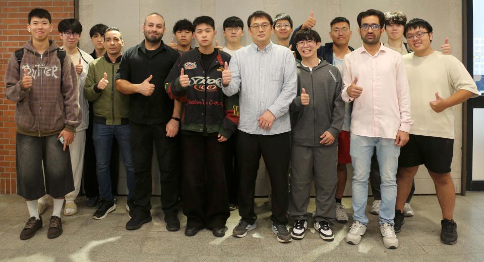 中山大學光電系李炫錫等10人跨校團隊 開發新型光觸媒技術榮登國際期刊