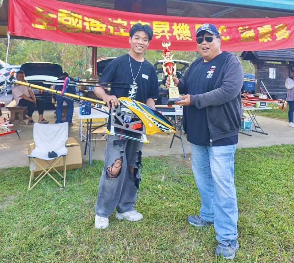 2025年全國遙控直升機F3C錦標賽 高市大榮中學汽車科盧奕凱甲組掄元