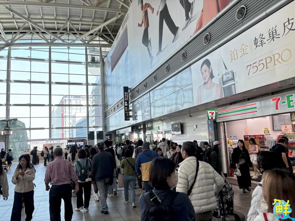 新光三越高雄左營店推出聖誕交換禮物清單 豐富活動讓大小朋友一起同樂