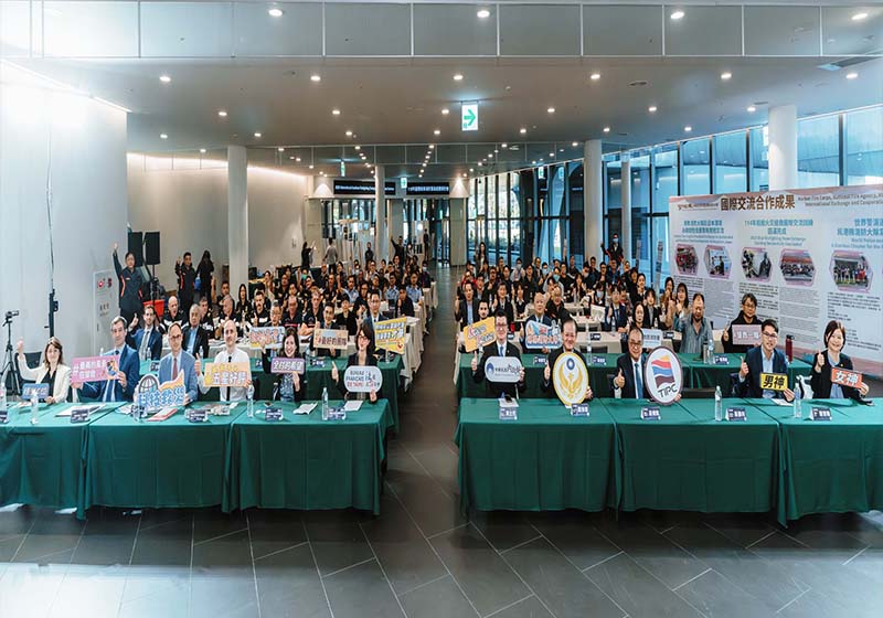 臺灣港務攜手消防署、法國在台協會前進高港旅運中心 研討國際海事消防緊急應變