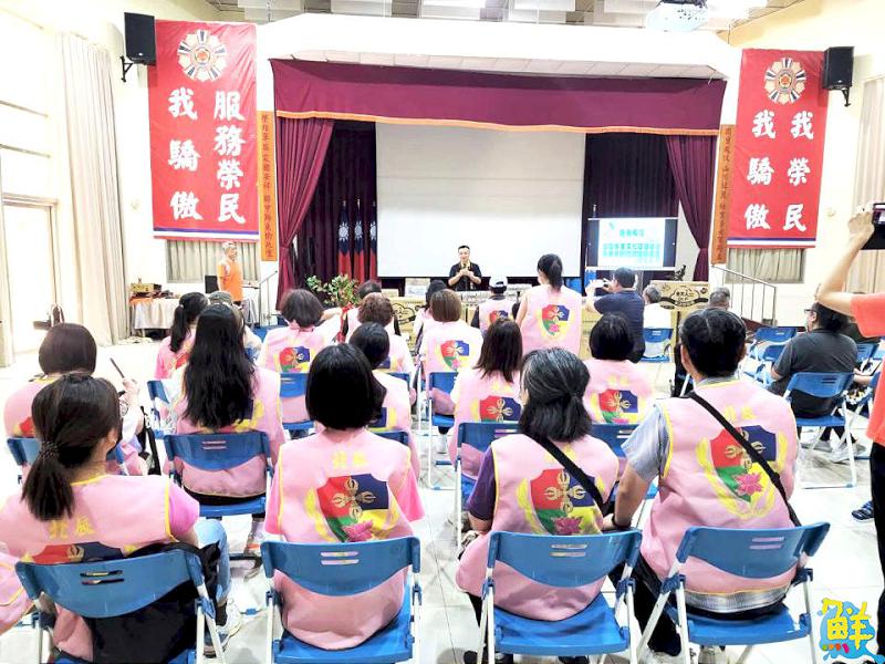 芸芸眾生心中的定海神針 陳懿瑱老師 引導大眾於茫茫塵世中走向安定