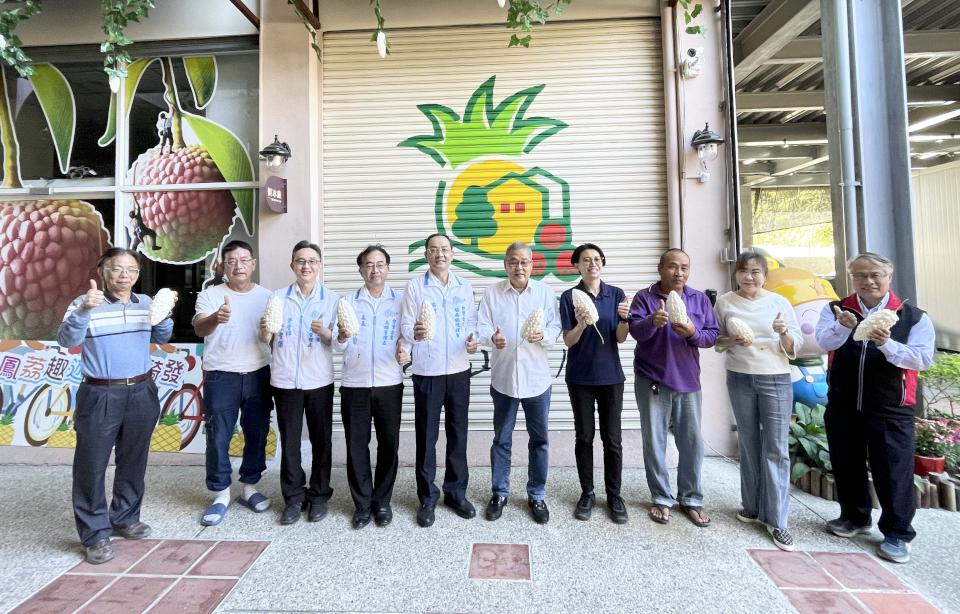 高市大樹區農會114年大樹苦瓜節評鑑優質苦瓜 勝出農友珍惜水資源宣導活動受獎