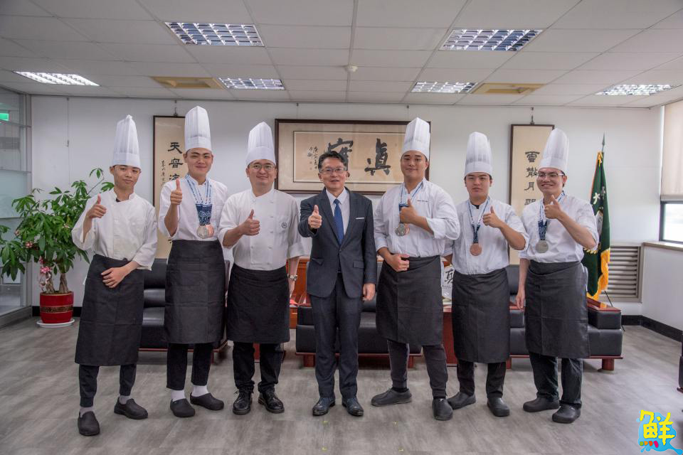 嘉藥餐旅之光！西廚隊征戰五國 拿下64面國際獎牌