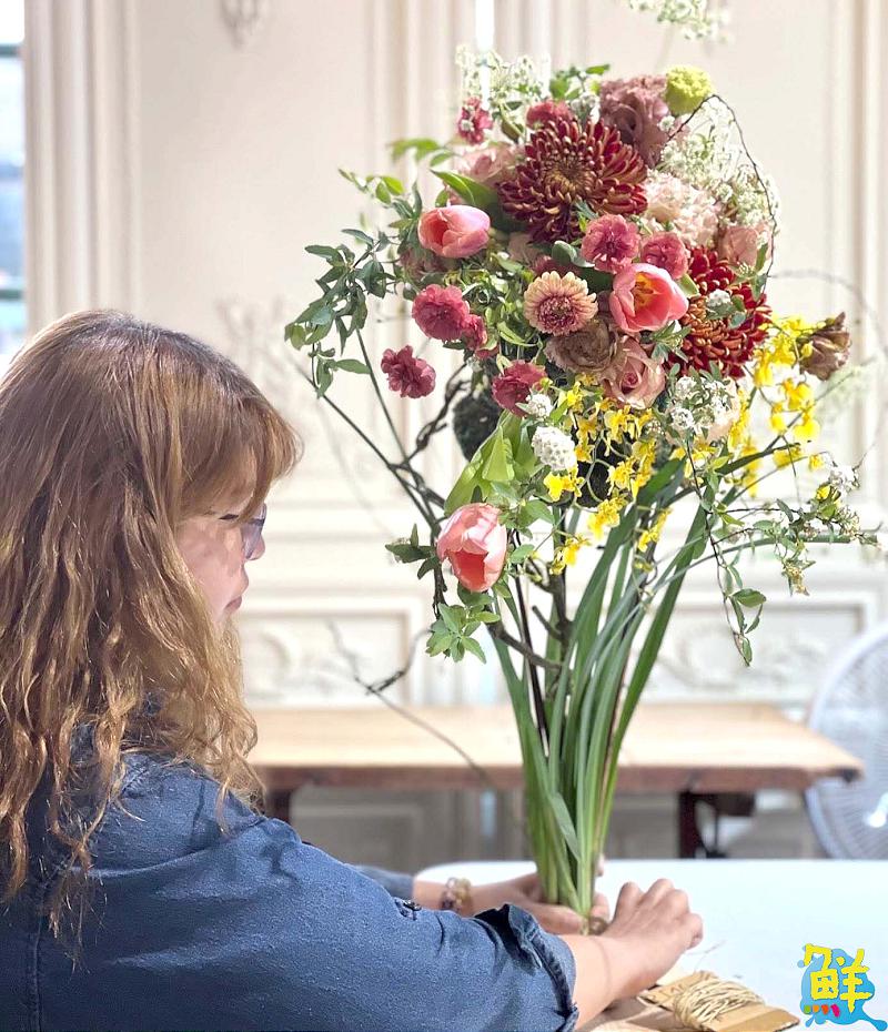 從數位依賴中抽離 重拾現實中的美好 梁維容Esther 以花藝與禪繞畫開啟社會反思