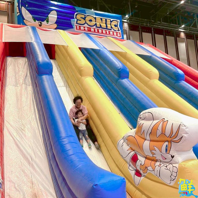 高雄左營新光三越攜手「音速小子 Sonic 打造暑假最強氣墊樂園！